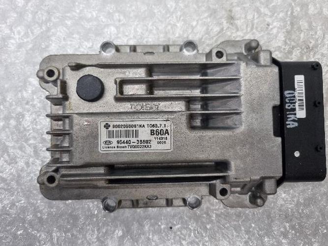 Kia Carnival 2011 TCU 95440-3B602