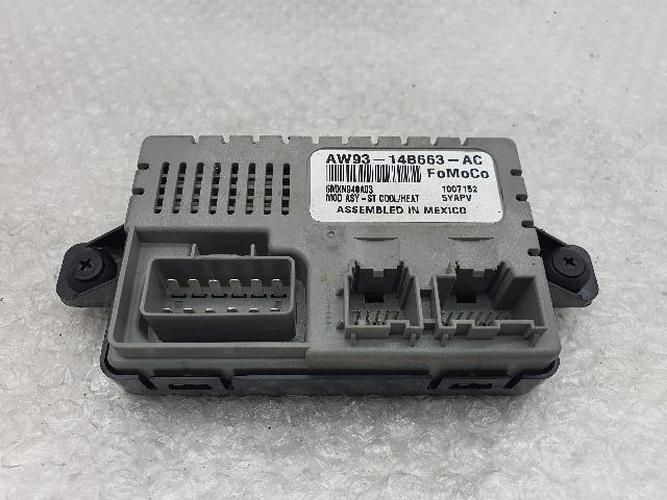 Jaguar XJ 2011 Module AW93-14B663-AC