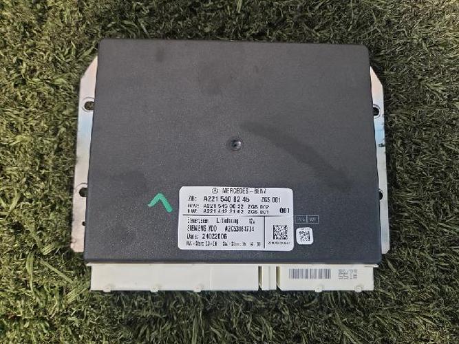 Mercedes-Benz S-Class 2006 Module A221 540 82 45