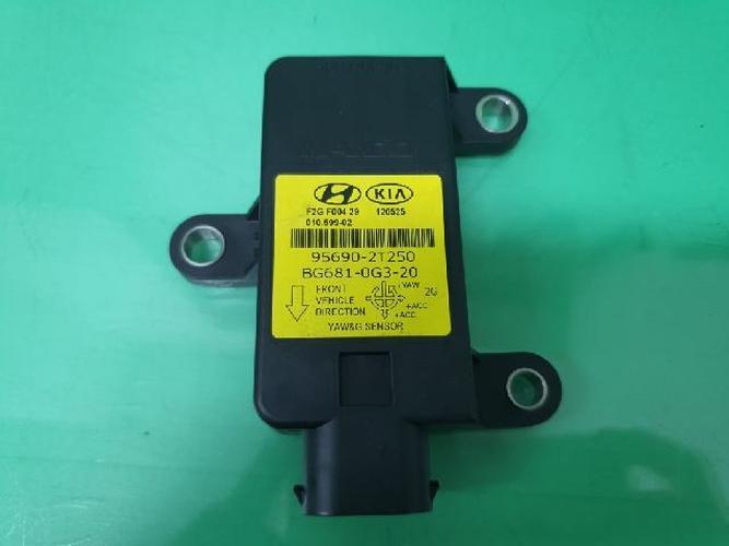 Hyundai i40 2012 Module 95690-2T250