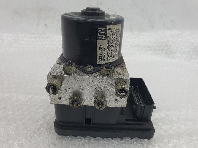 GM Daewoo Orlando 2015 ABS 13370782
