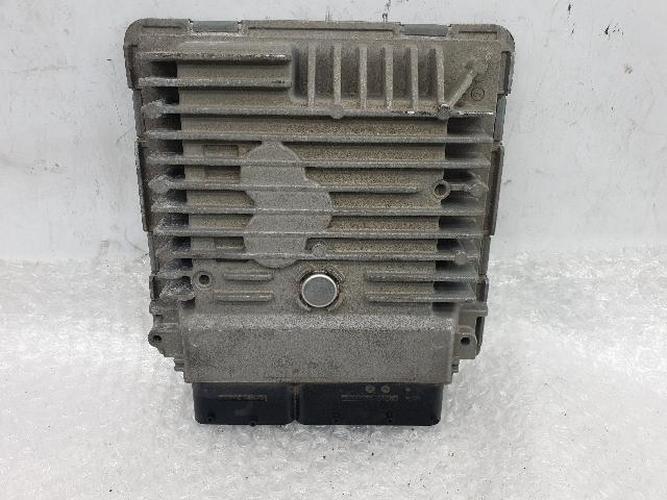 Volkswagen Golf 2013 ECU 03L 906 023 MQ