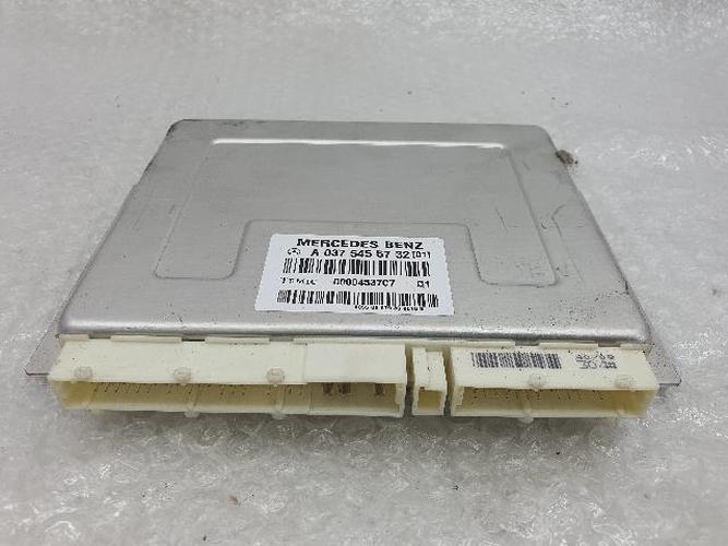 Mercedes-Benz CLS-Class 2010 Module A 037 545 57 32