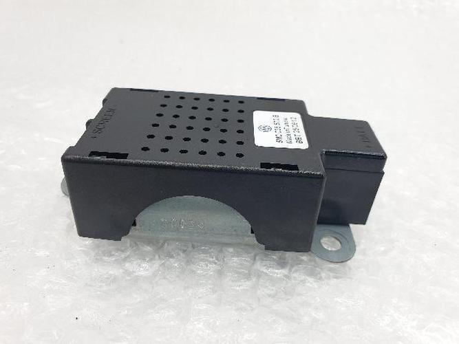 Volkswagen Golf 2013 Module 5M0 035 570 B