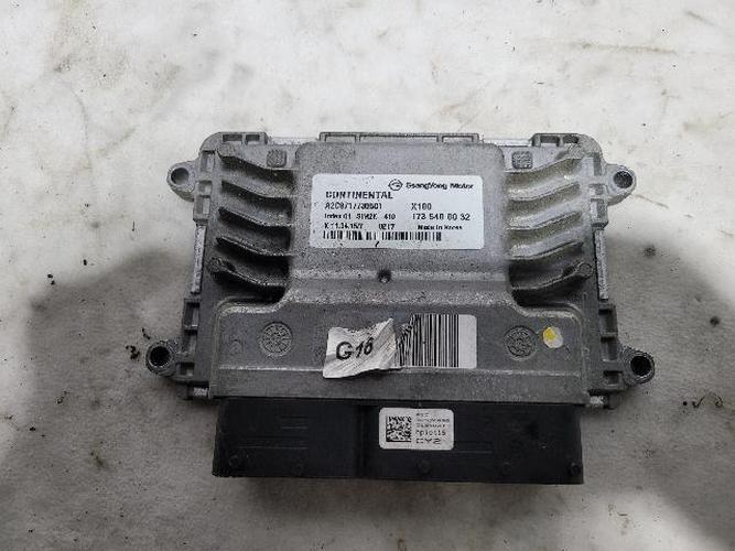 KG Mobility Tivoli 2015 ECU A2C9717730501