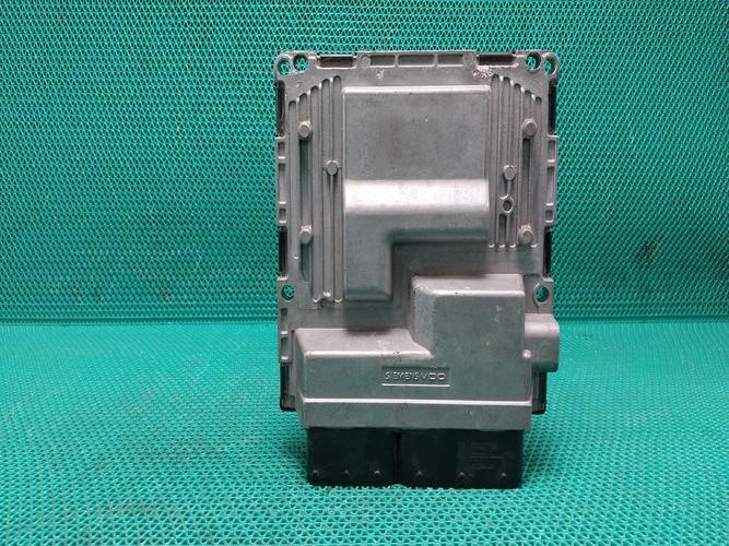 Mercedes-Benz C-Class 2010 ECU A2711505079