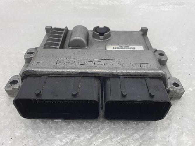 Citroën C4 2015 ECU 9804828580