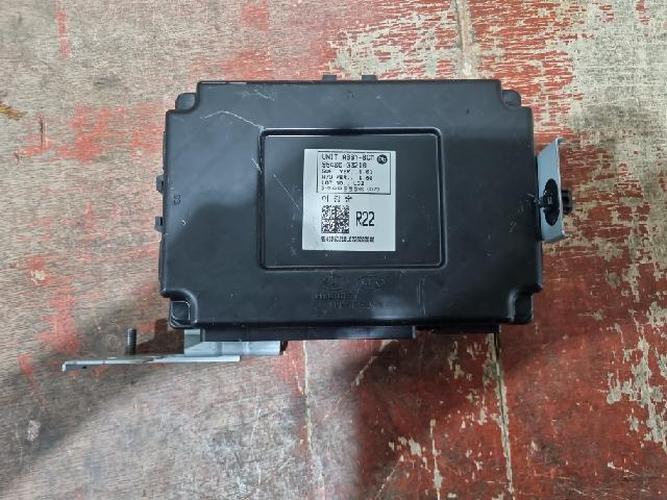 Hyundai i30 2017 ETACS/BCM 95400-G3210