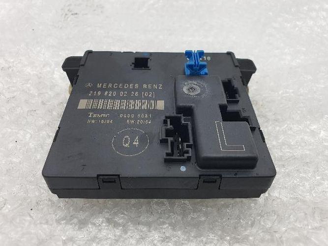 Mercedes-Benz CLS-Class 2005 Module A219 820 02 26