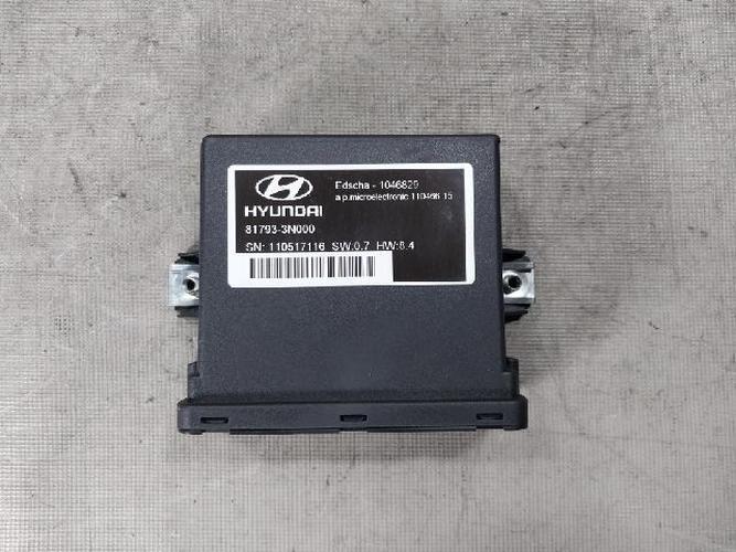 Hyundai Equus 2012 Module 817933N000